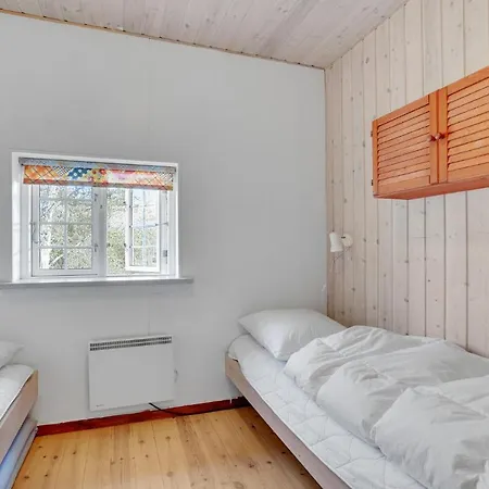 Holiday home 7 Bedroom In *