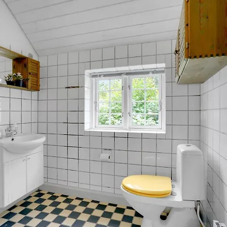Holiday home Tyttebaervej Xii